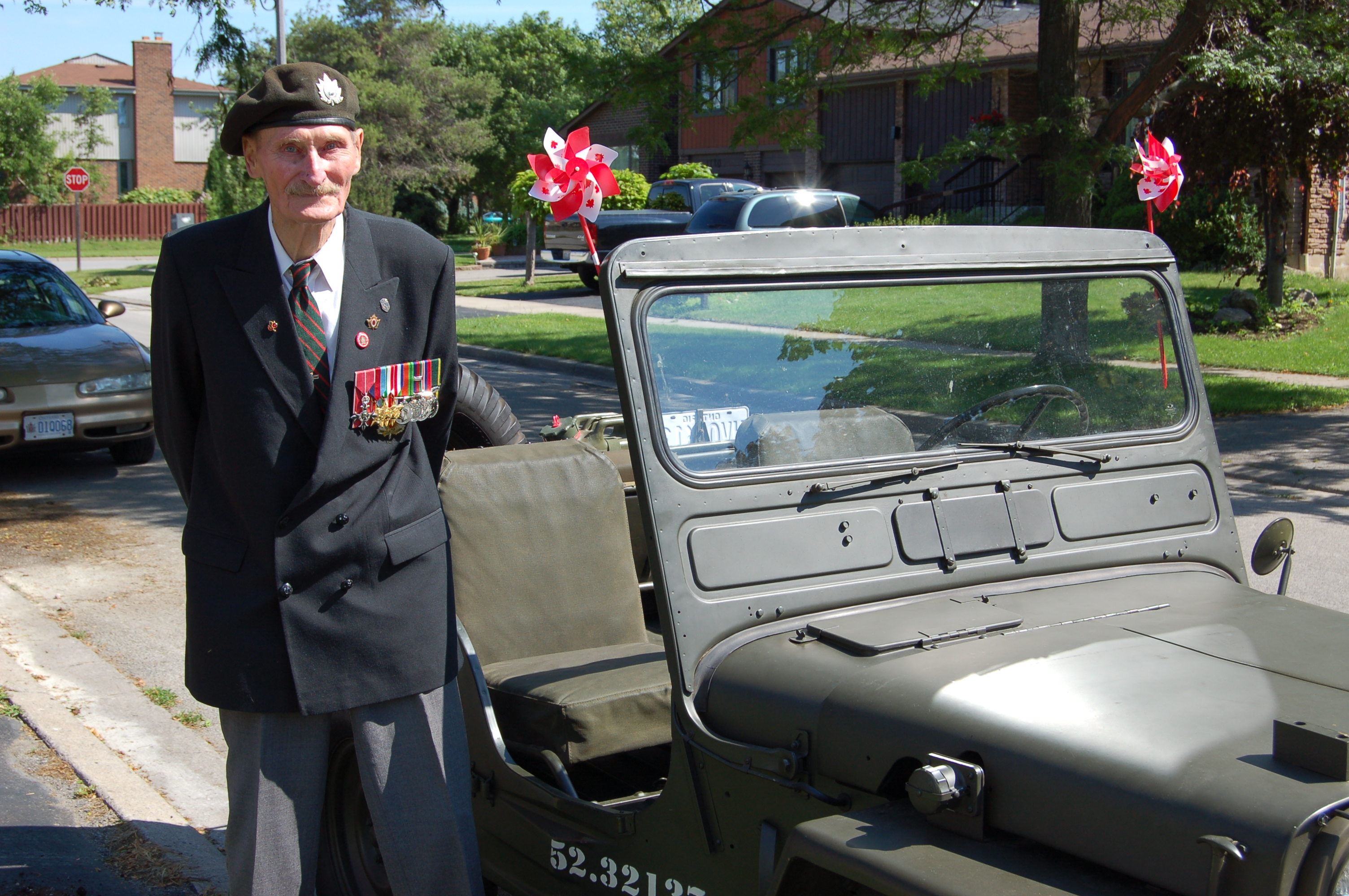 Rsm Harry Fox Born Lucky One D-Day Dodgers Story MBE